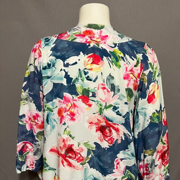 Plum Pretty Sugar Floral Open Front Robe Size Small/Medium - Picture 7 of 11